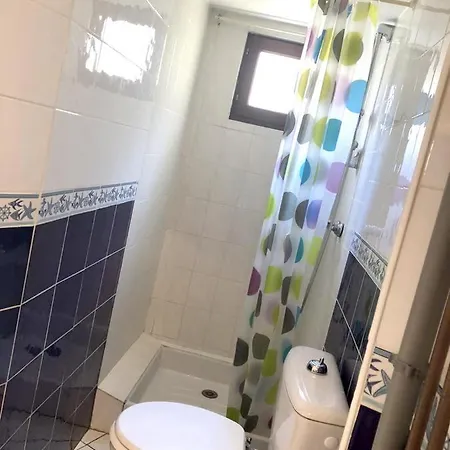 De 2 Chambres A Avec Terrasse Amenagee Et Wifi * 얼트